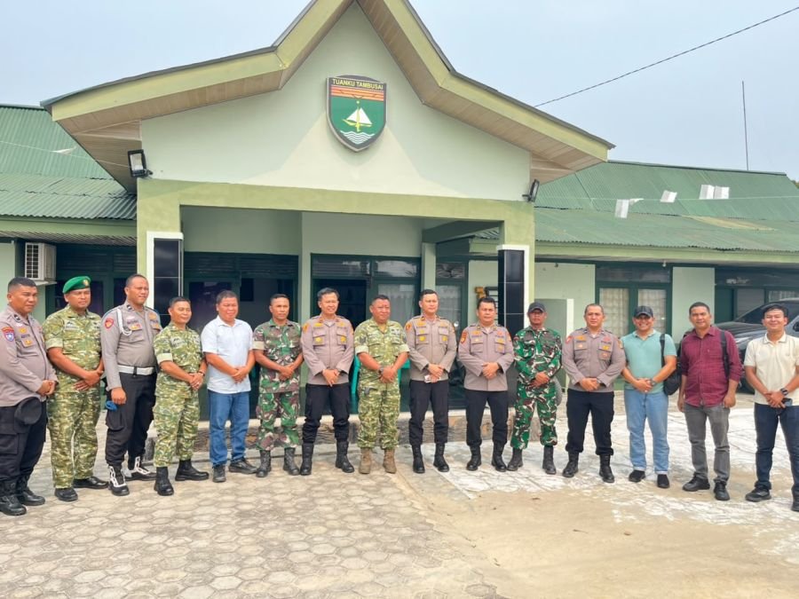 Kapolsek Singingi dan Singingi Hilir Sambangi Koramil 09, Rayakan HUT TNI ke-81