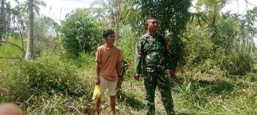 Karhutla Diantisipasi, Babinsa 03/Tempuling Patroli Tapal Batas
