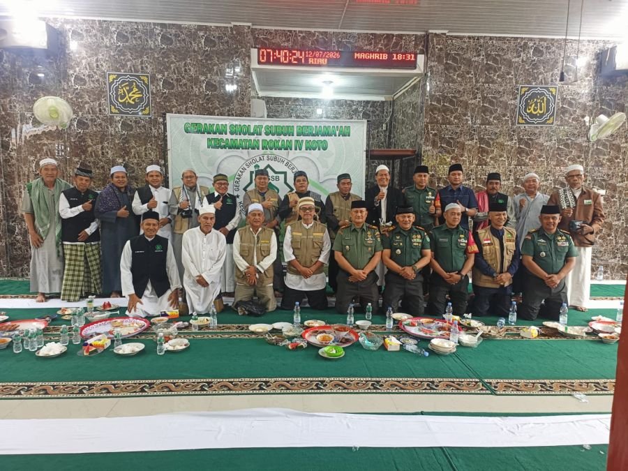 Kasdam XIX/Tuanku Tambusai Pimpin Gerakan Subuh Berjamaah, Perkuat Silaturahmi dan Nilai Keagamaan d