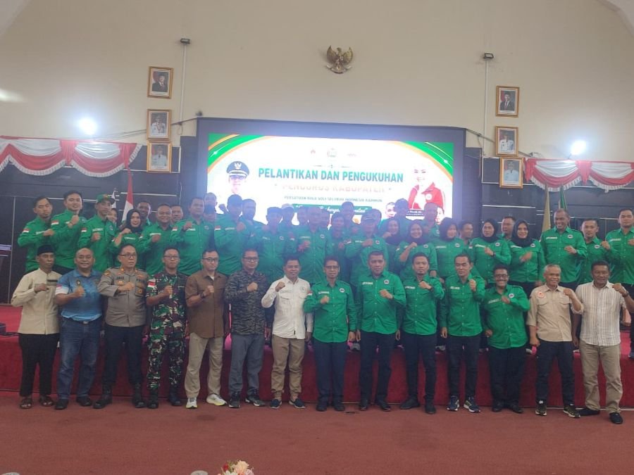 Kasdim 0317/TBK Hadiri Pelantikan PBVSI Karimun di Gedung Nasional