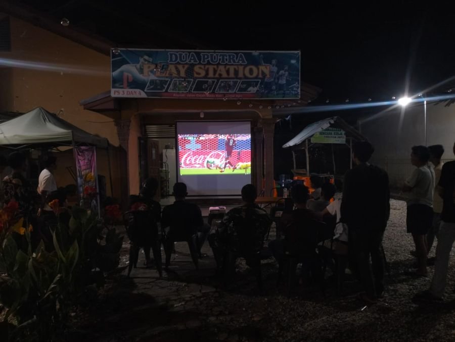 Kebersamaan Tanpa Batas, Kodim 0322/Siak dan Masyarakat Nikmati Nobar Piala Dunia 2026