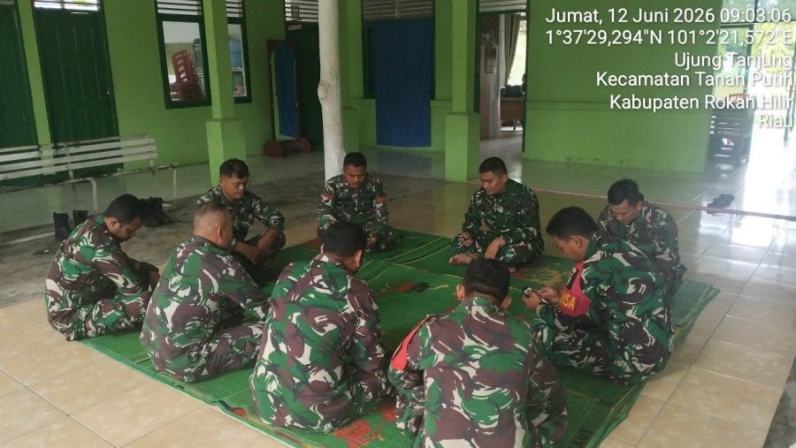 kegiatan Apel Pagi dan Yasinan, Nobar, Giat Desa Binaan di Makoramil 02/TP