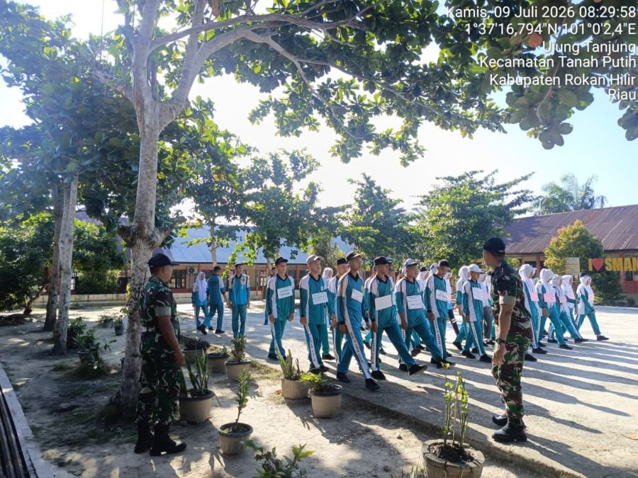Kegiatan MPLS di SMA N 4 Tanah Putih di wilayah Koramil 0321-02/TP
