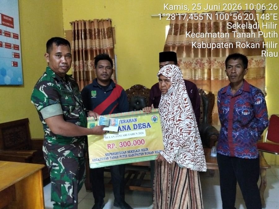 Kegiatan pendampingan pembagian BLT-DD Tahun 2026 di wilayah Koramil 0321-02/Tanah Putih.