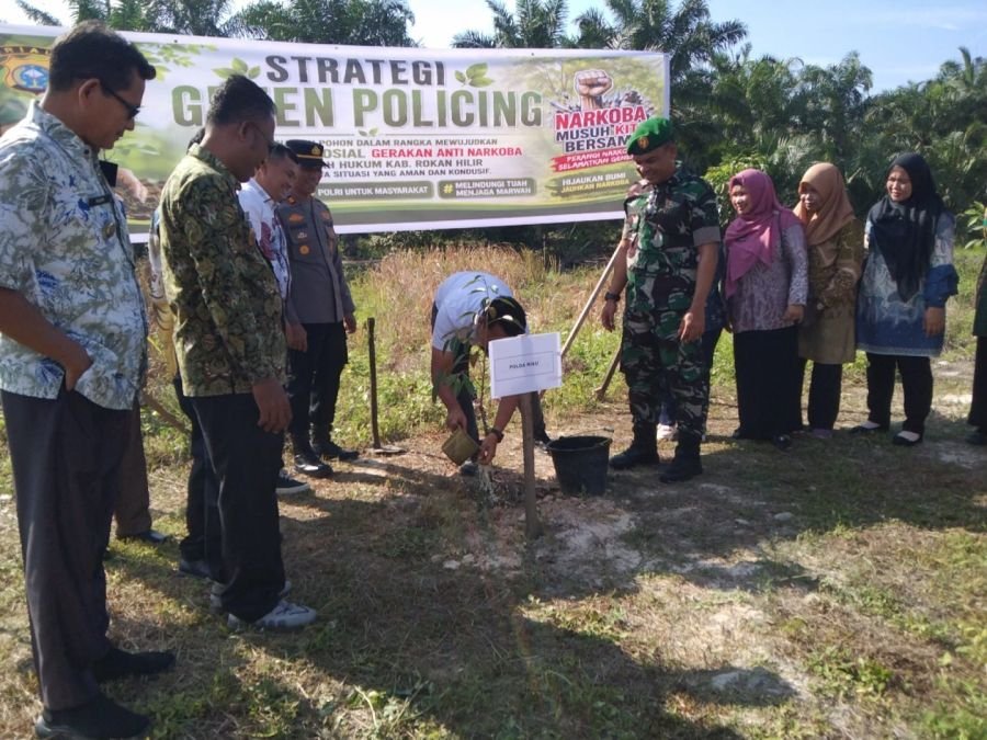 Kegiatan Strategi Green Policing di Kecamatan Rantau Kopar Bersama Forkopincam dan Polda Riau