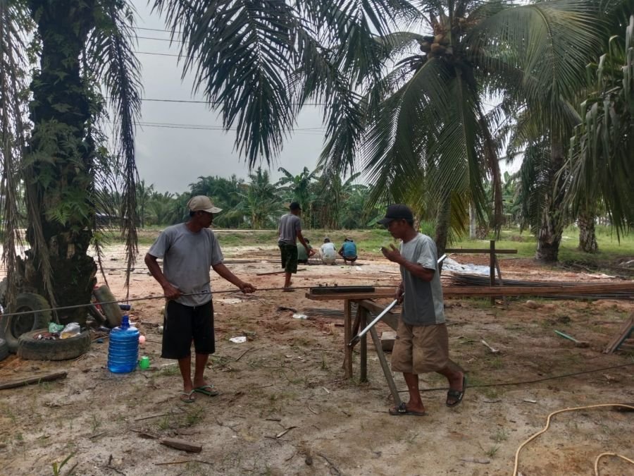 Kemanunggalan TNI-Rakyat di Rohil Mewujud dalam Pembangunan Jembatan Garuda