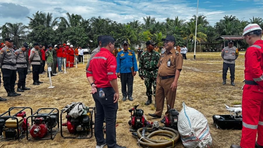 Kempas Siaga Karhutla, Babinsa Koramil 03/Tempuling Turut Perkuat Pasukan Siaga