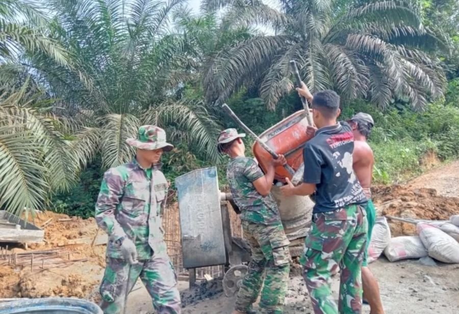 Kodam XIX/Tuanku Tambusai Percepat Pembangunan Jembatan Gantung Garuda Tahap III