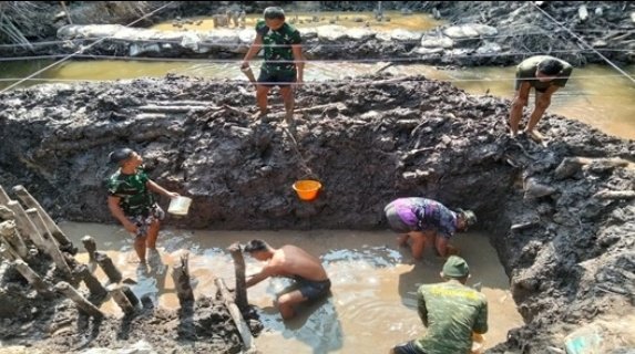 Kodim 0301/Pekanbaru Bangun Asa Warga Melalui Tiga Jembatan Garuda
