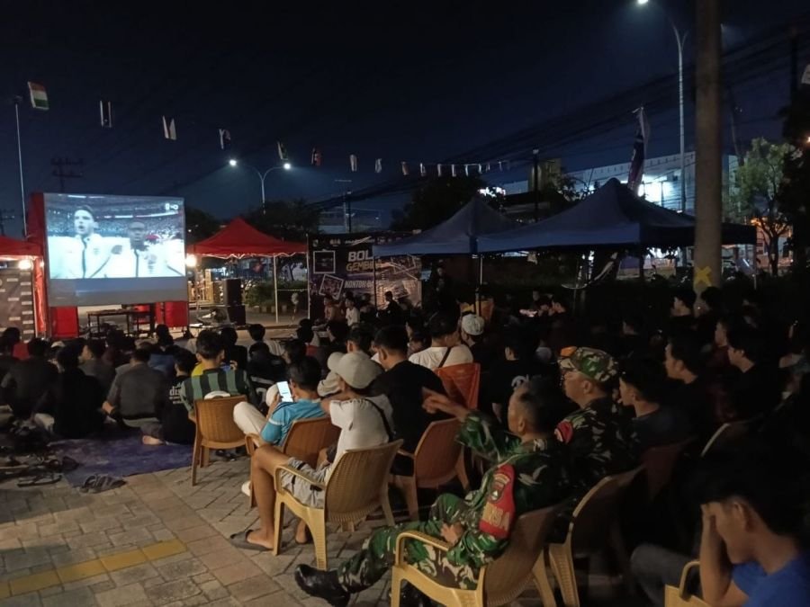 Kodim 0301/Pekanbaru Hadirkan Malam Penuh Kebersamaan Lewat Nobar Piala Dunia