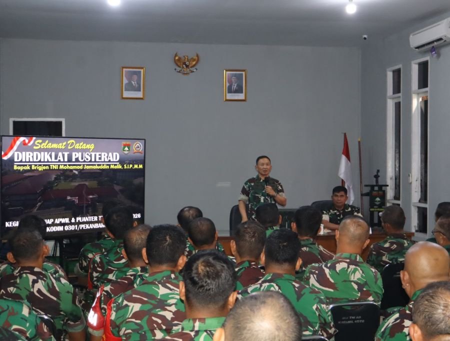 Kodim 0301/Pekanbaru Menerima Kunjungan Kerja Dirdiklat Pusterad dalam Kegiatan Binsiap Apwil