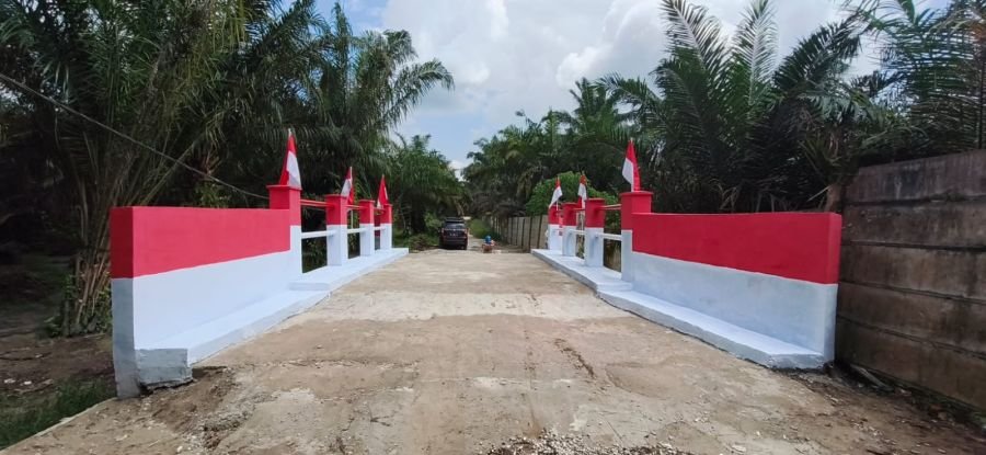 Kodim 0301/Pekanbaru Selesaikan Jembatan Garuda Armco, Warga Kini Nikmati Akses Lebih Mudah