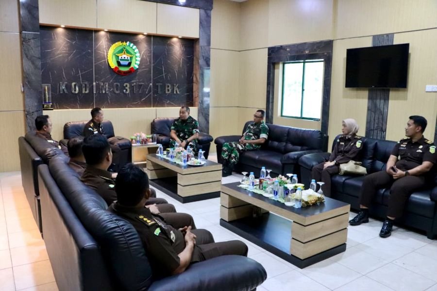 Kodim 0317/TBK Terima Kunjungan Strategis Aspidmil Kejati Riau