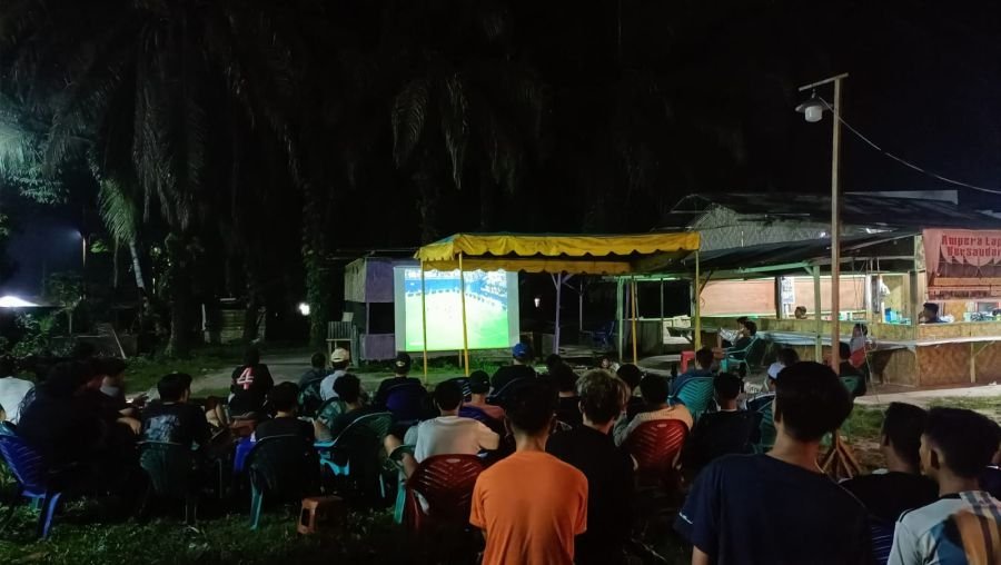 Kodim 0320/Dumai Gelar Nobar Serentak di Tiga Lokasi, Pererat Kebersamaan Bersama Masyarakat