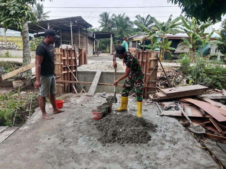 Kodim 0320/Dumai Lanjutkan Pembangunan Jembatan Beton Tahap V di Kelurahan Tanjung Penyembal