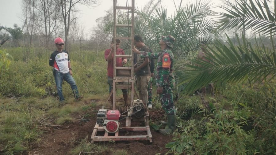 Kodim 0320/Dumai Bor Sumur di Tanjung Palas, Perkuat Mitigasi Karhutla