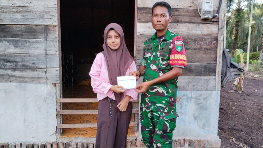 Kodim 0320/Dumai Salurkan Santunan kepada Anak Yatim dan Piatu di Kelurahan Tanjung Penyembal