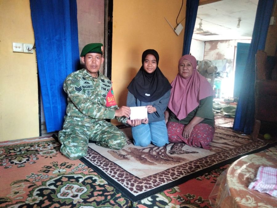 Kodim 0320/Dumai Salurkan Santunan kepada 10 Anak Yatim dan Piatu di Kelurahan Laksamana,
