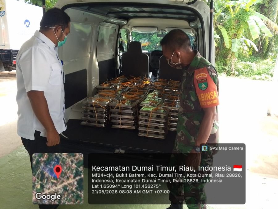 KODIM 0320/DUMAI
Babinsa Bukit Batrem Dampingi Penyaluran Makanan Bergizi Gratis untuk 252 Siswa di