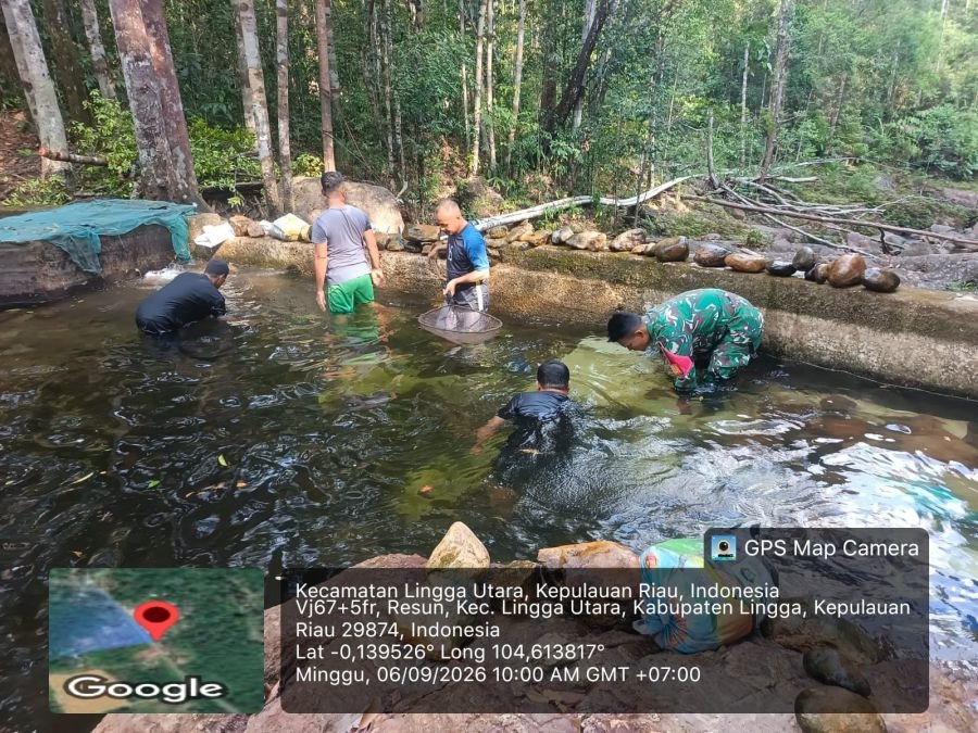 Kolam Air Bersih Bocor, Babinsa dan Warga Desa Resun Bergerak Perbaiki Fasilitas Vital