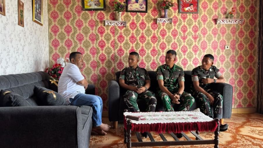 Kompi Kesehatan Yonif TP 850/SC dan Kades Rawa Putaran Rancang Bakti Sosial