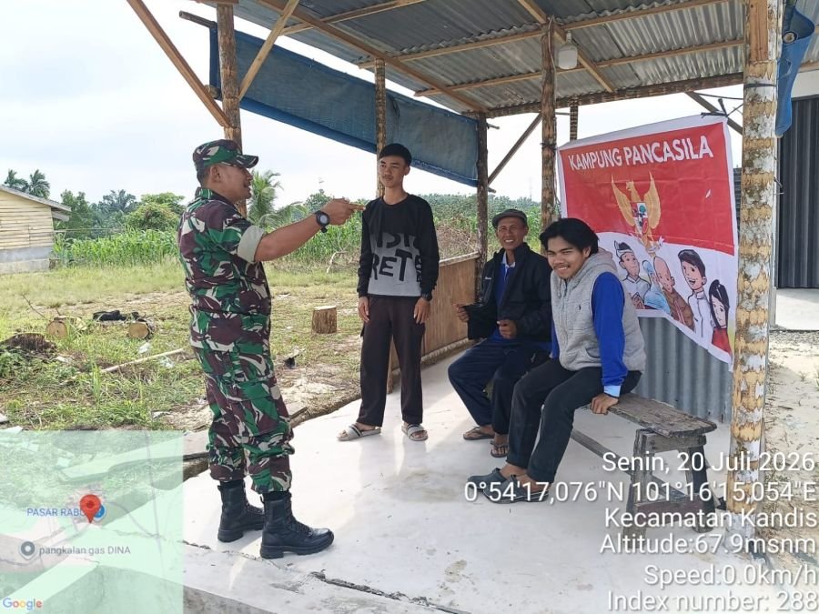 Komsos Babinsa Dorong Pengamalan Nilai Pancasila di Kandis