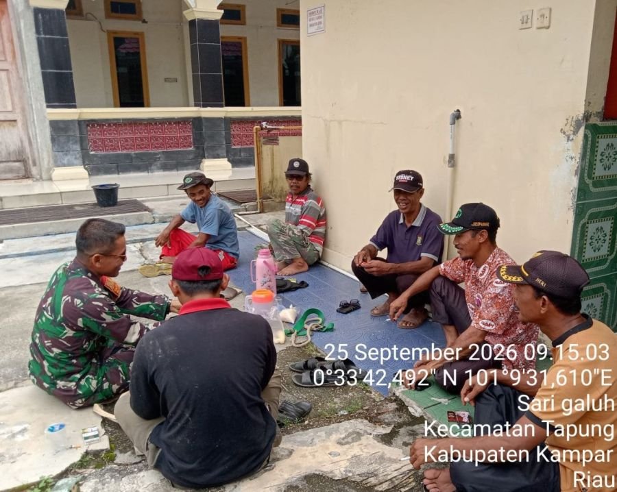 Komsos Babinsa Koramil 16/Tapung Tekankan Pengawasan Pergaulan Remaja dan Pencegahan Narkoba