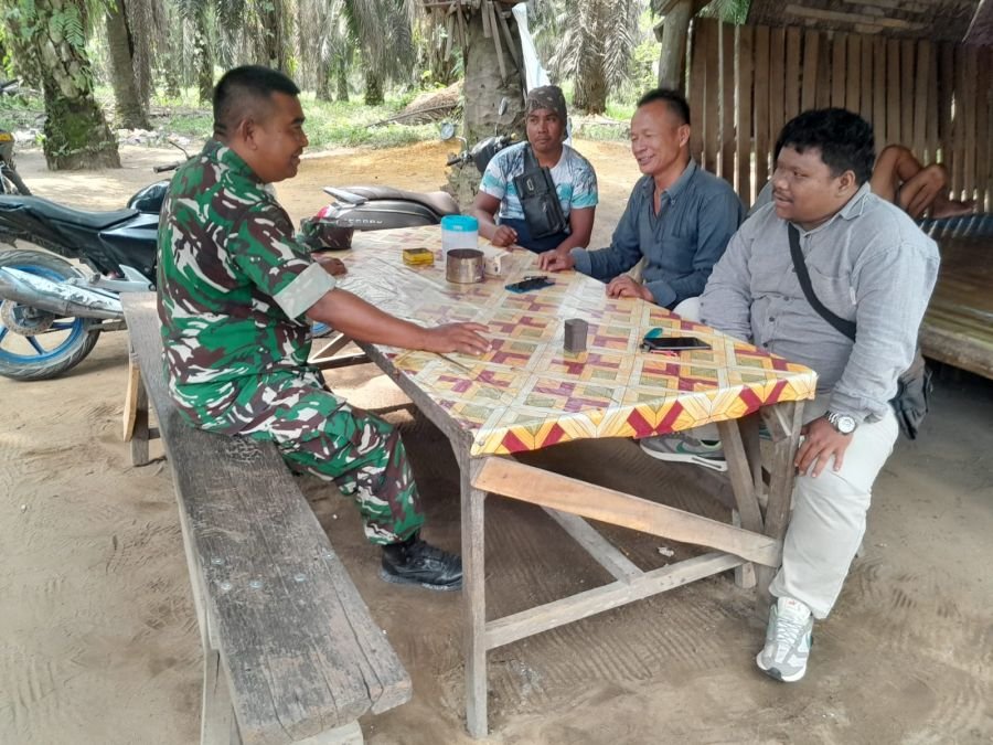 Komsos Babinsa Perawang Barat Jadi Langkah Nyata Pererat Silaturahmi
