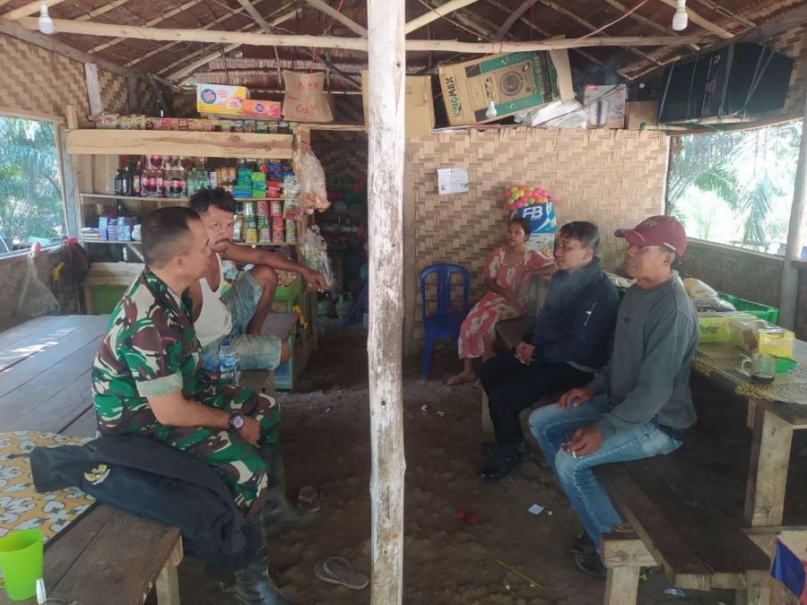 Komsos Babinsa Ramil 07/KH Jadi Jembatan Solusi bagi Warga Giri Sako