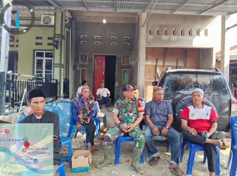 Komsos Bersama Mitra Karib, Babinsa 09/Kemuning Perkuat Stabilitas di Wilayah Binaan