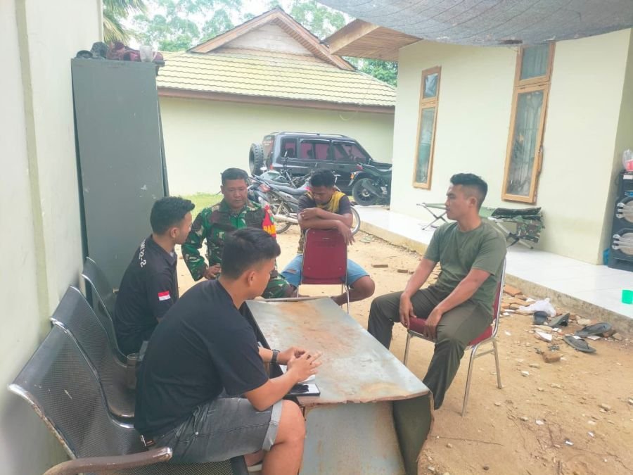 Komsos Bersama Pemuda Desa, Babinsa Pererat Silaturahmi dan Jaga Kondusivitas Wilayah