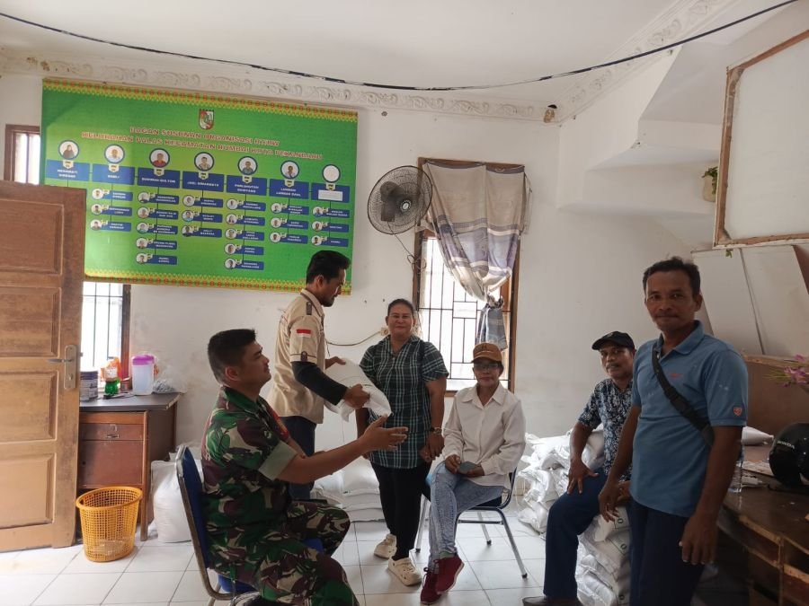 Komsos Bersama RT/RW, Babinsa Palas Dorong Penguatan Keamanan Lingkungan