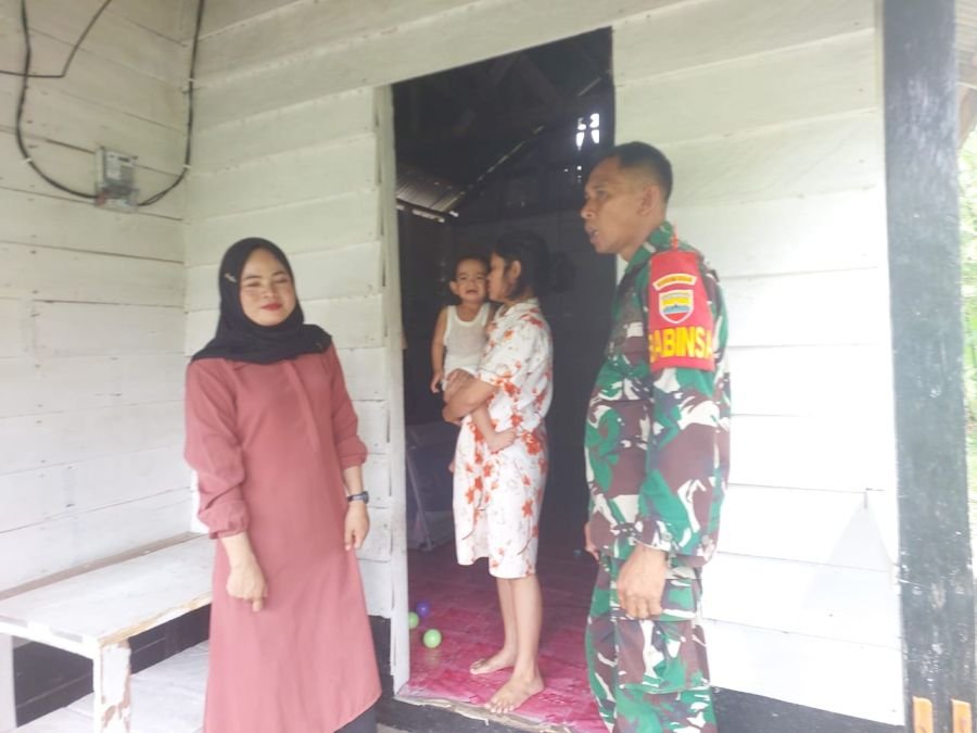 Komsos di Limau Manis, Babinsa Tekankan Pentingnya Gizi Anak