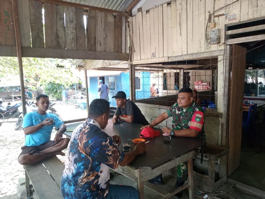 Komsos Hangat, Pesan Serius: Kopda Bambang Ingatkan Bahaya Karhutla ke Warga Binaan