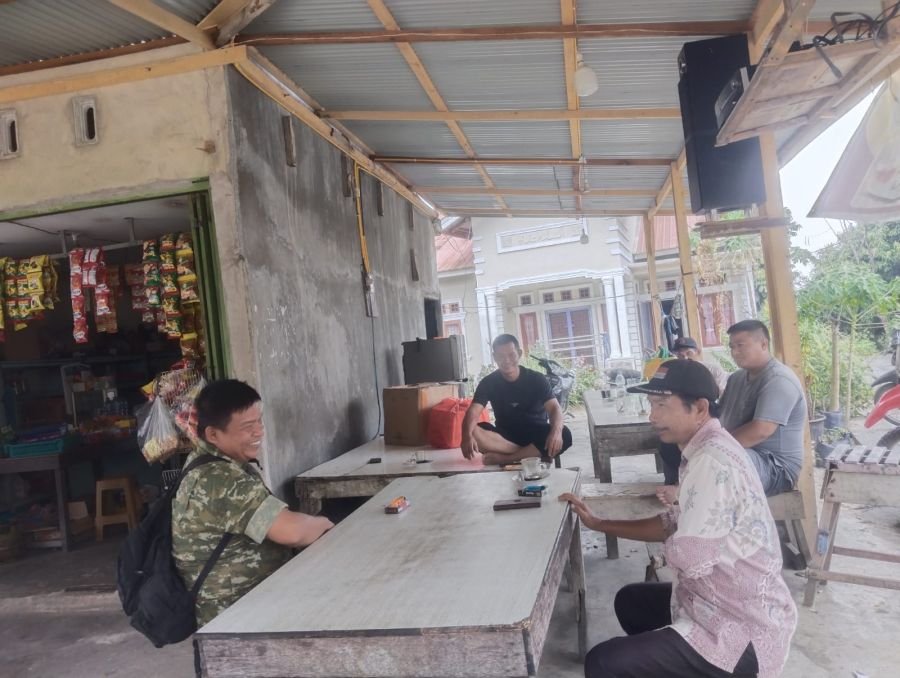 Komsos Humanis Babinsa Maharani, Dari Obrolan Santai Perkuat Kamtibmas