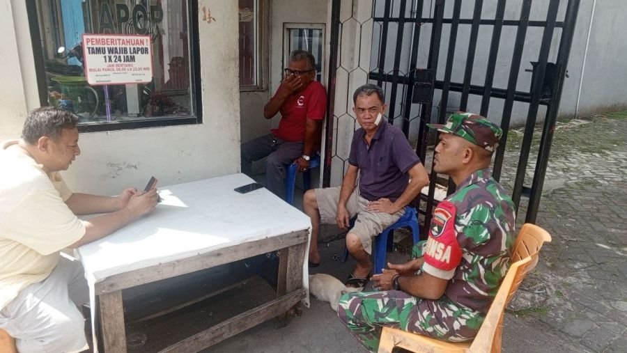 Komsos Humanis Babinsa Sukajadi, Warga Diajak Bijak Bermedia Sosial dan Tangkal Hoaks