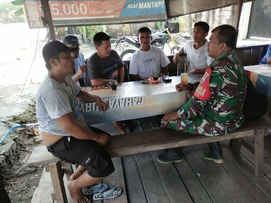 Komsos Humanis di Soekarno Hatta, Babinsa Serap Aspirasi Warga Secara Langsung.