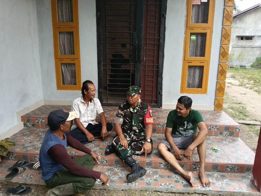 Komsos Jadi Sarana Babinsa Dekatkan Diri dengan Masyarakat
