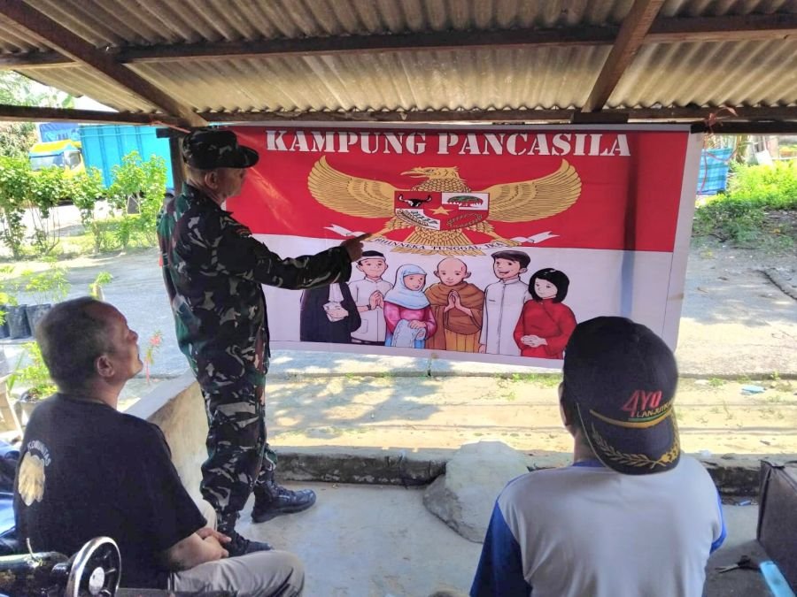 Komsos Koramil 04/Perawang, Babinsa Sertu Sarju Dorong Warga Tualang Jaga Persatuan