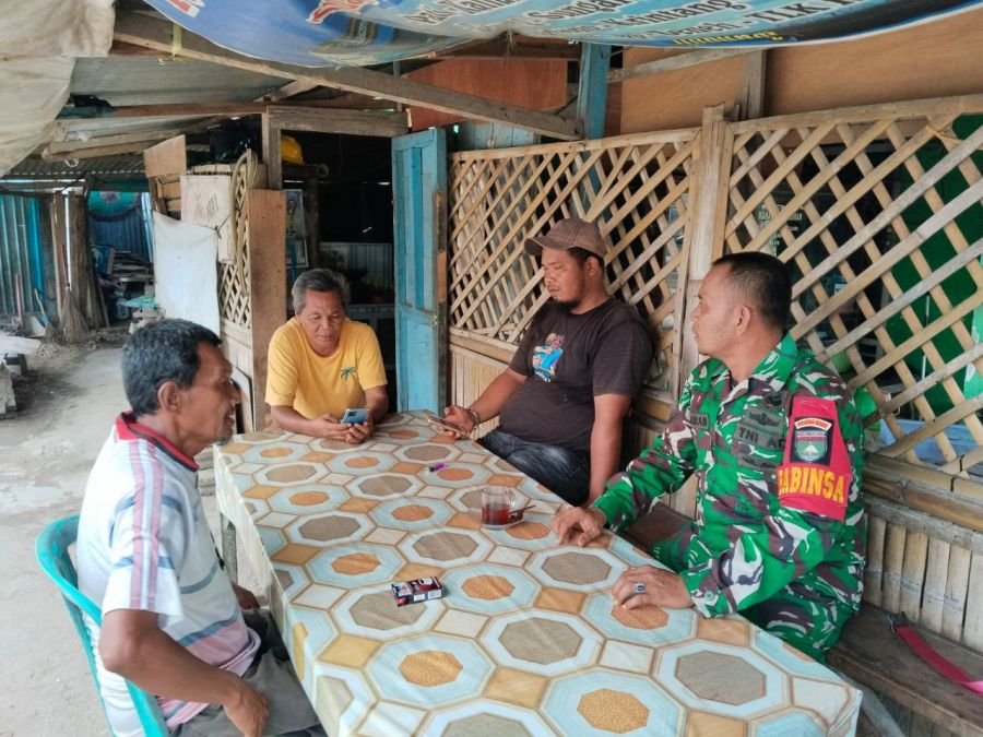 Komsos merupakan tugas rutin yang dilakukan Babinsa Khususnya Babinsa Sertu Khairan