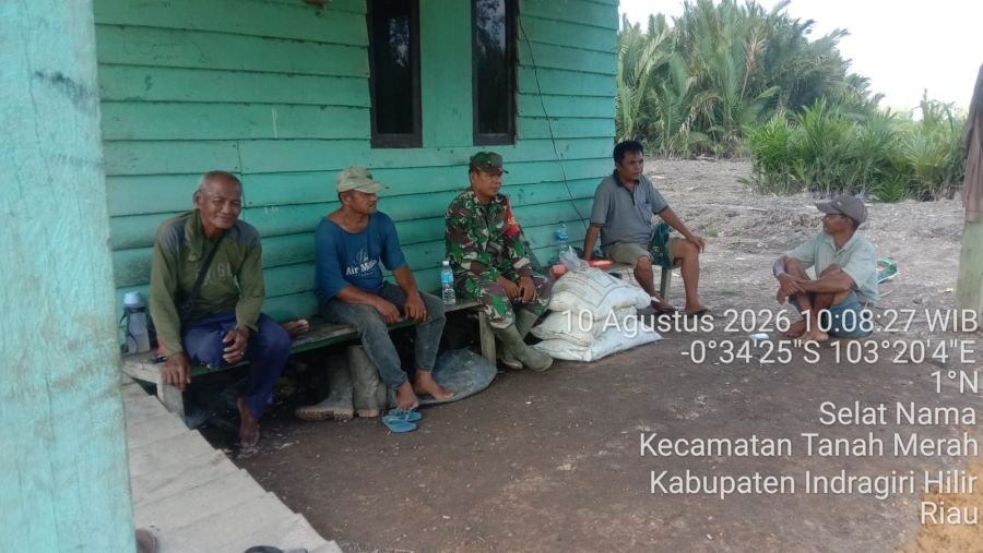 Komsos Rutin, Babinsa Selat Nama Jadi Sahabat Warga Desa Binaan