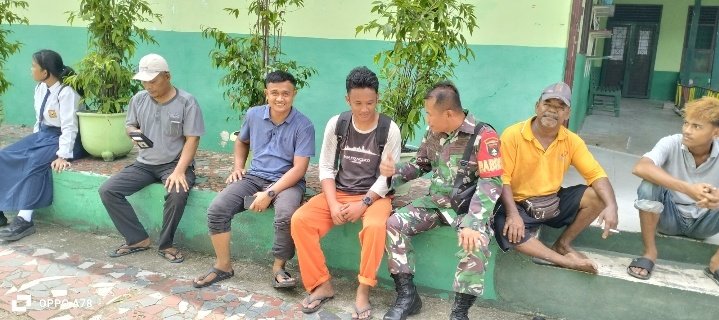 Komsos Santai Babinsa Pererat Kedekatan dengan Warga, Jaga Kondusivitas Lingkungan