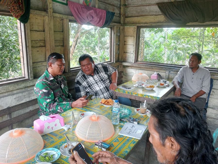 Komsos, Serma Moch.Ali Ridho Pererat Hubungan dengan Masyarakat