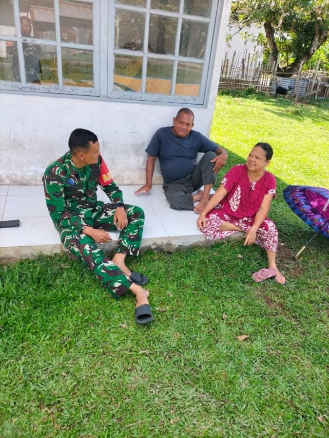 Komsos TNI Perkuat Keamanan dan Solidaritas Warga Desa
