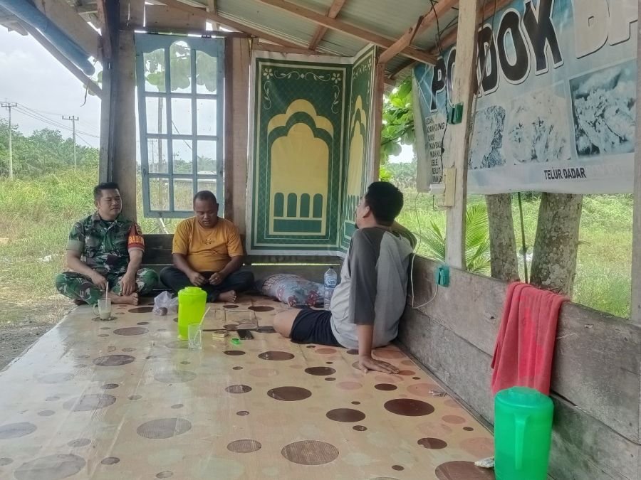 Babinsa Peranap Perkuat Kewaspadaan Warga Hadapi Musim Kemarau