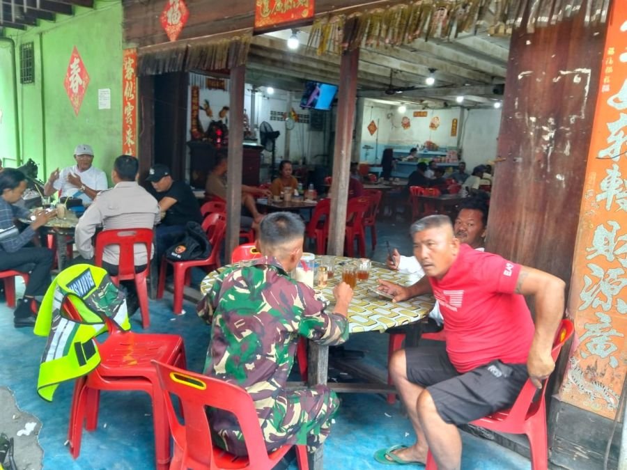 Komunikasi Sosial TNI di Panipahan Ajak Warga Perkuat Kebersamaan