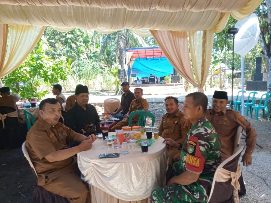 Kopka Jupri Bersama Perangkat Desa Hadiri Acara Pesta Warga di desa gunung malelo