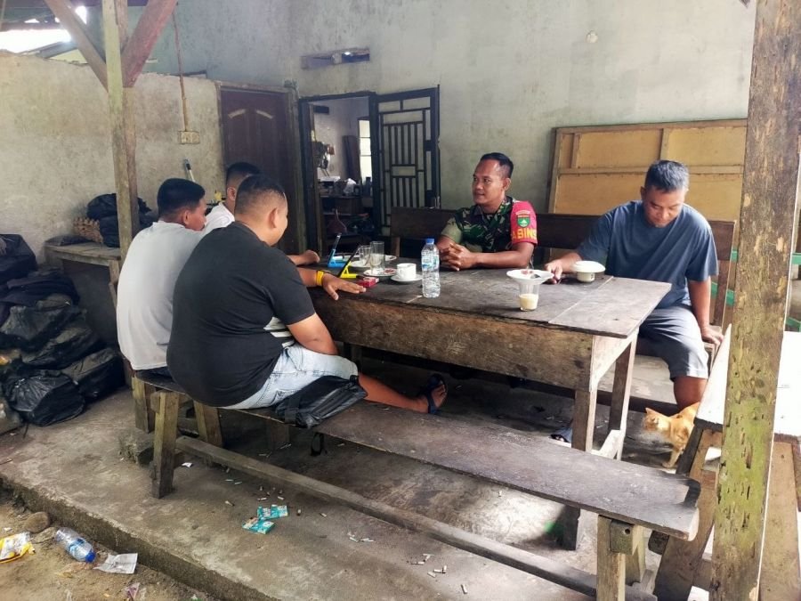 Koptu Indra Eka Putra Jalin Komunikasi Aktif dengan Warga Sungai Jering