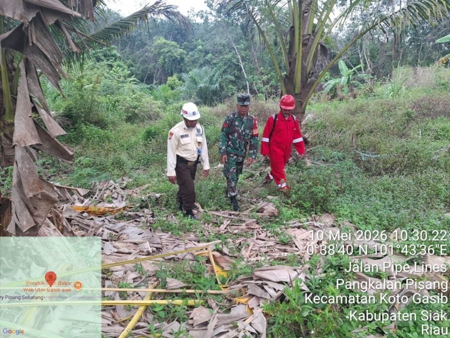 Babinsa Koramil 04/Perawang Koptu Lasroha Perketat Patroli Karhutla di Koto Gasib