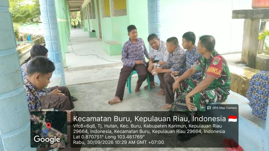 Koptu Yudi Yanto Dorong Pelajar SMP 02 Buru Serius Mengejar Cita-Cita